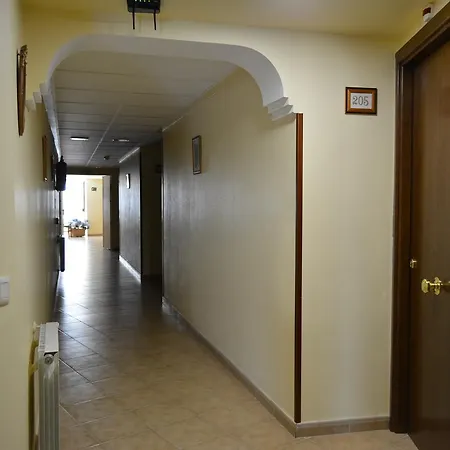 Mayno Hotel