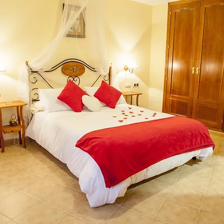 Mayno Hotel 2*