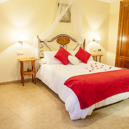 Mayno Hotel 2*